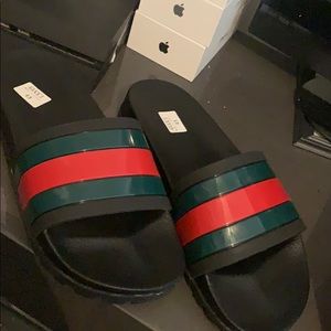 Gucci slides 10.5